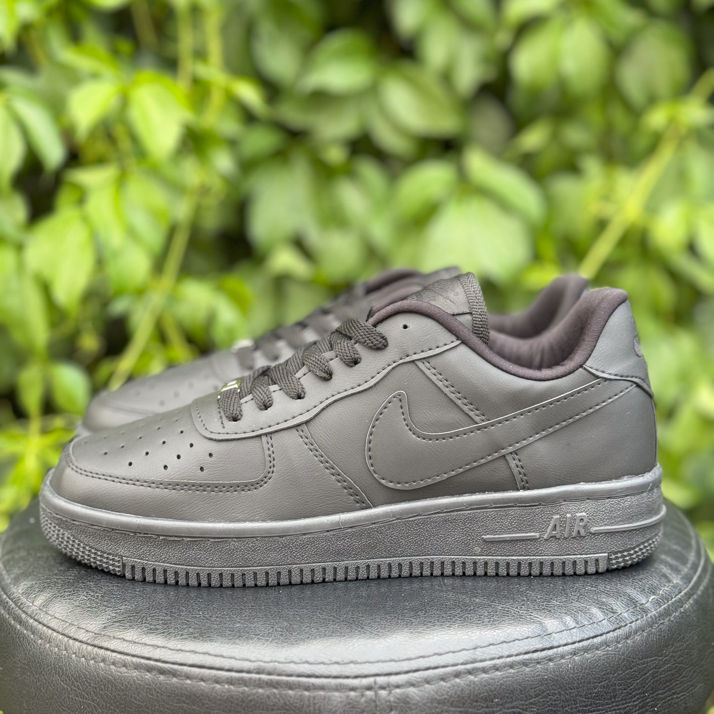 AF1 Low Negru