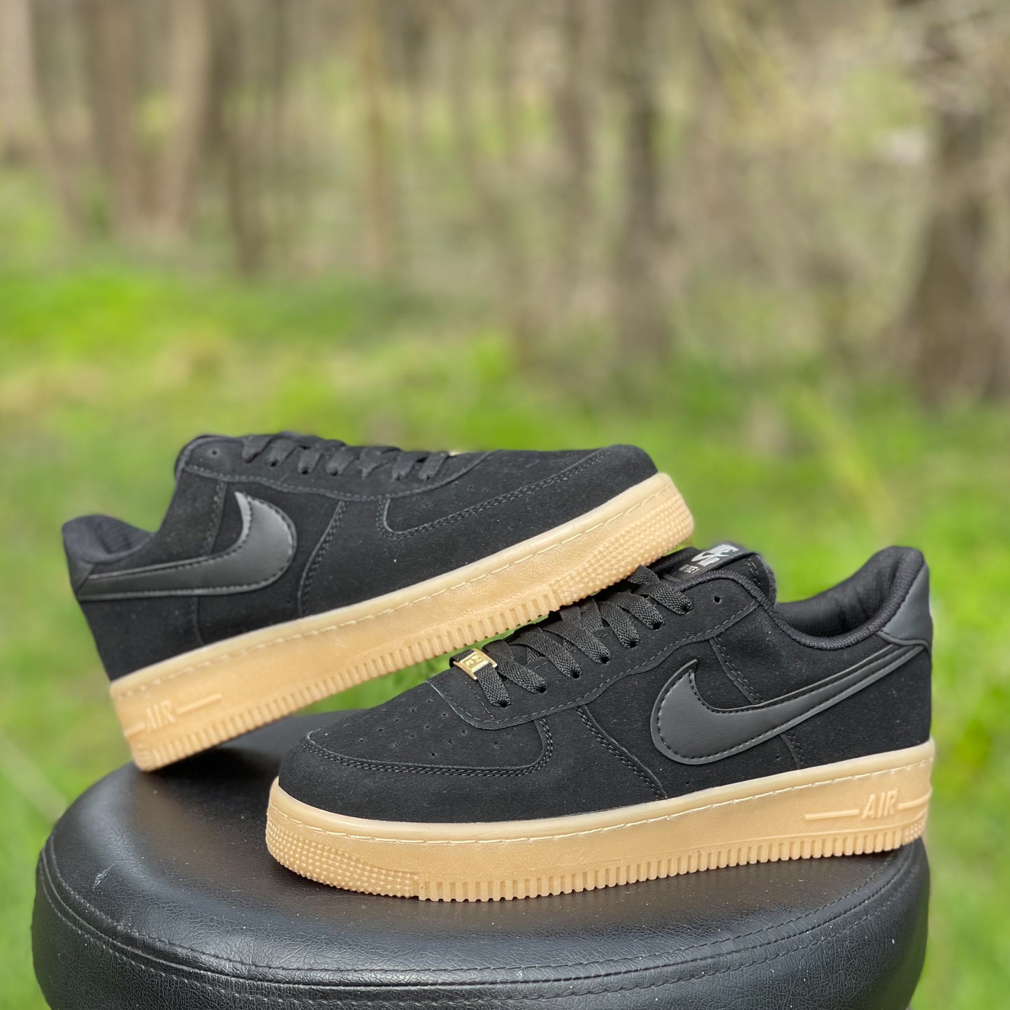 AF1 Low Negru-Bej.